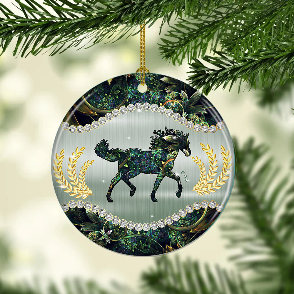 ornament-horse-gift-for-christmas-decorate-the-pine-tree